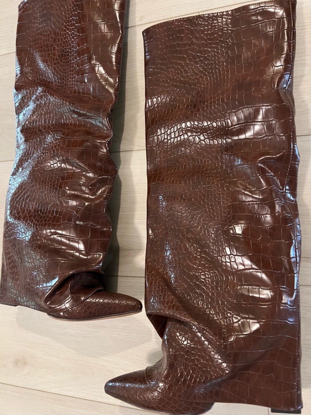 Brown Croc-Embossed Knee-High please read the description 🚨 ALL WEEK $25.00 - Picture 3 of 5